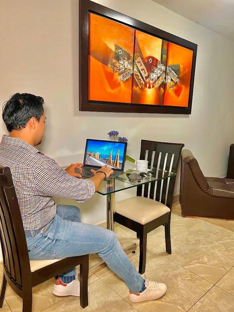 Jultom Inn Hotel & Suites Trujillo Kültér fotó