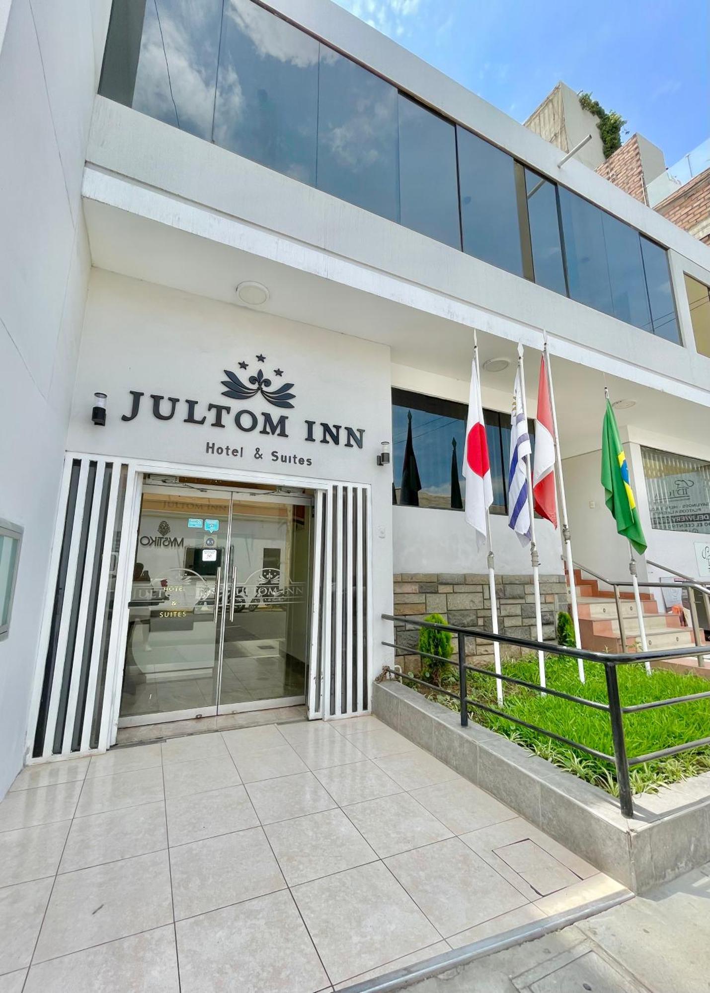 Jultom Inn Hotel & Suites Trujillo Kültér fotó