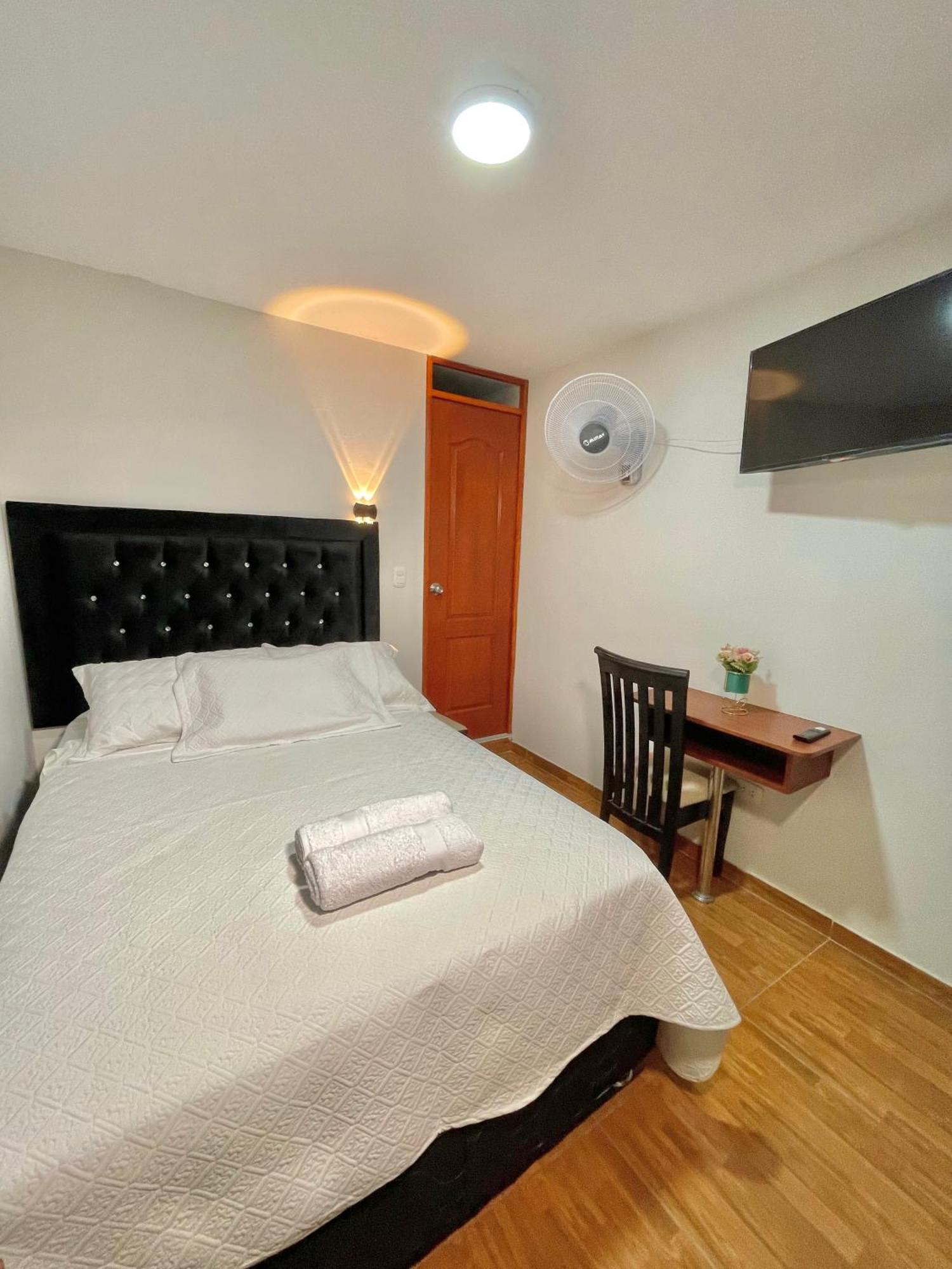 Jultom Inn Hotel & Suites Trujillo Kültér fotó