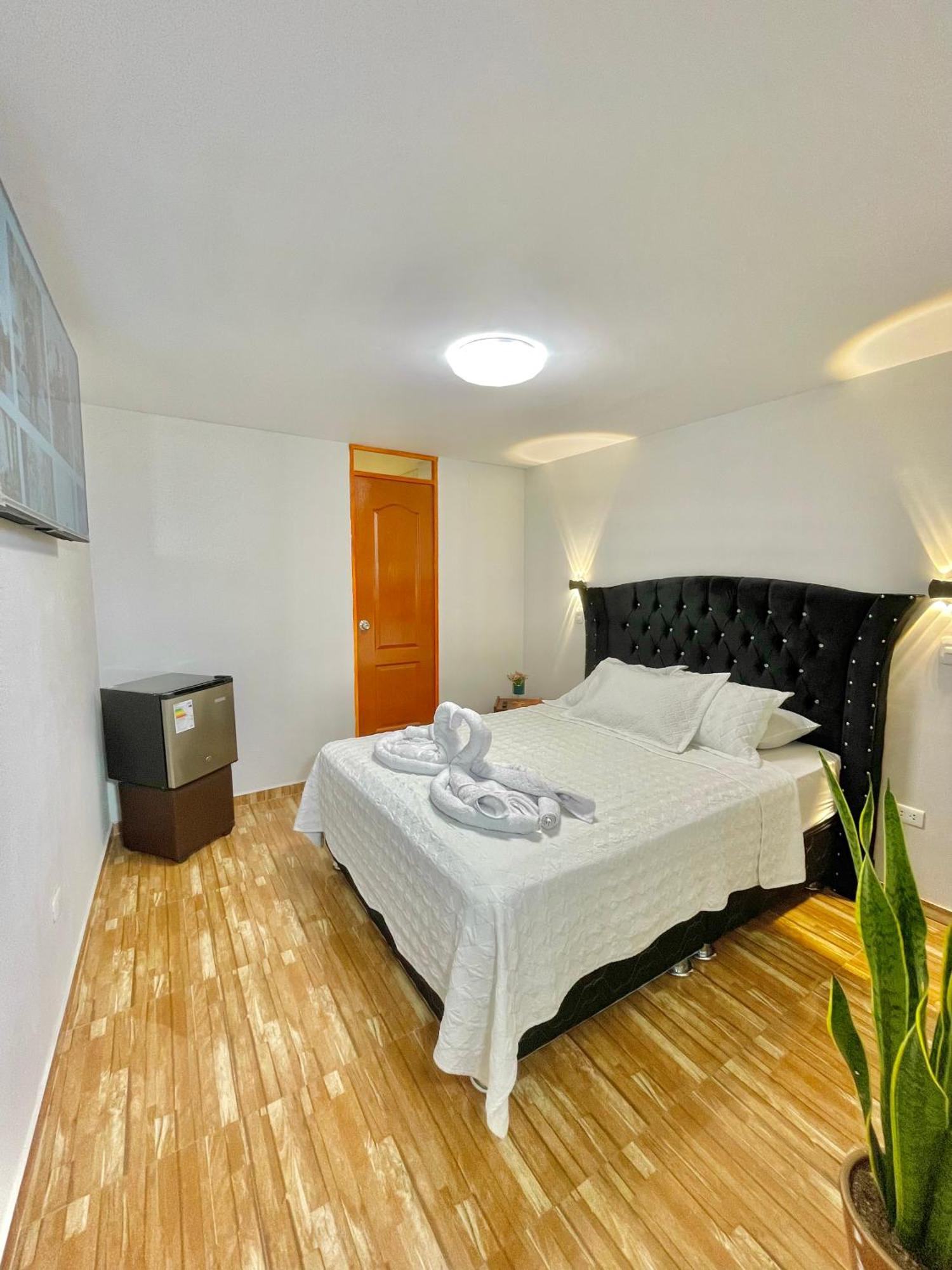 Jultom Inn Hotel & Suites Trujillo Kültér fotó