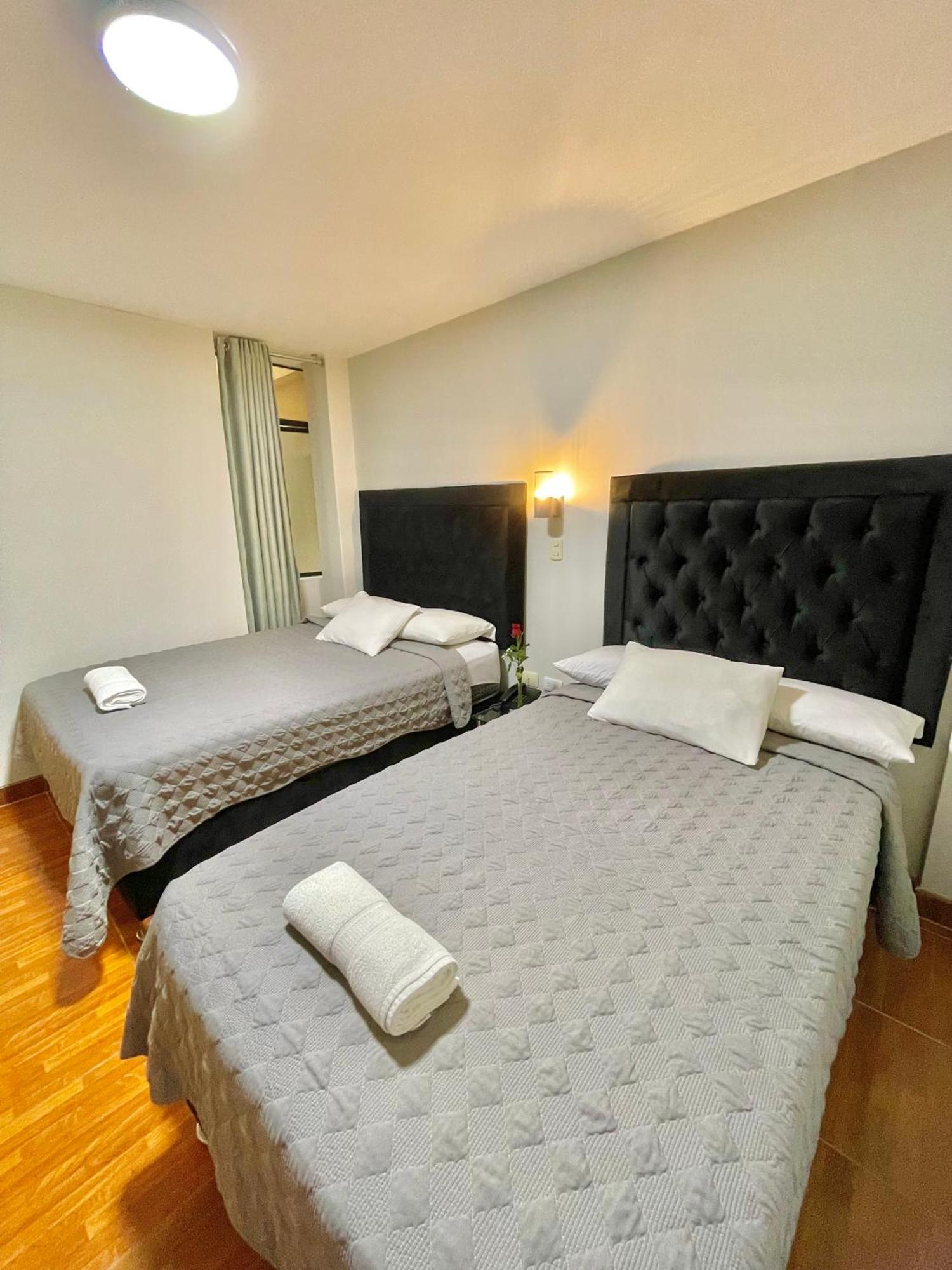 Jultom Inn Hotel & Suites Trujillo Kültér fotó