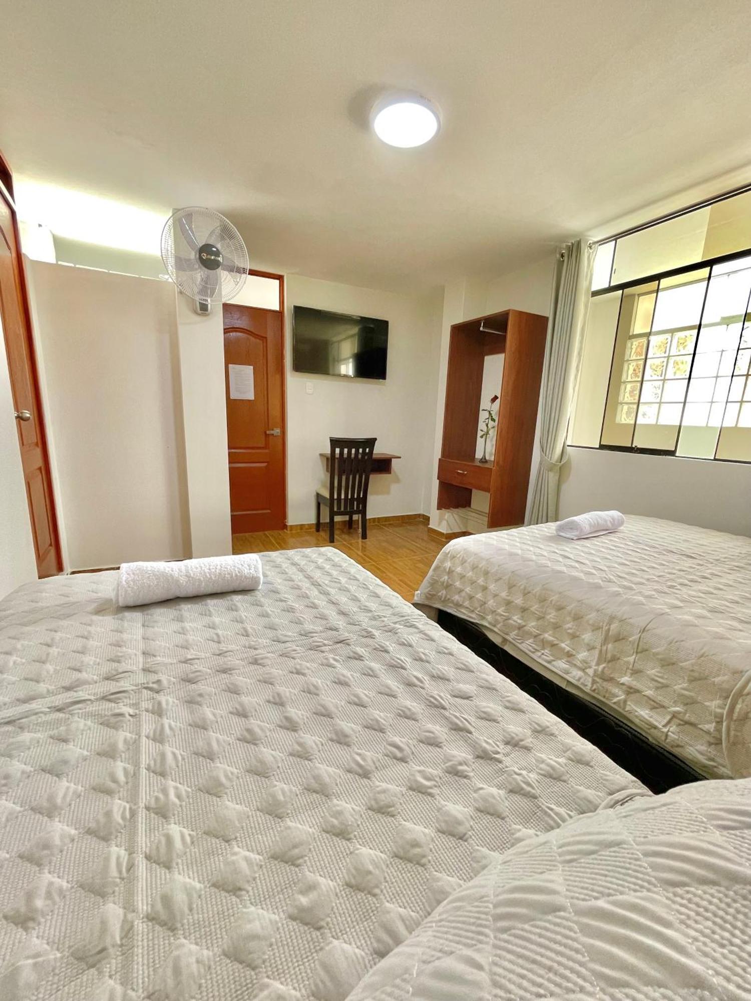 Jultom Inn Hotel & Suites Trujillo Kültér fotó